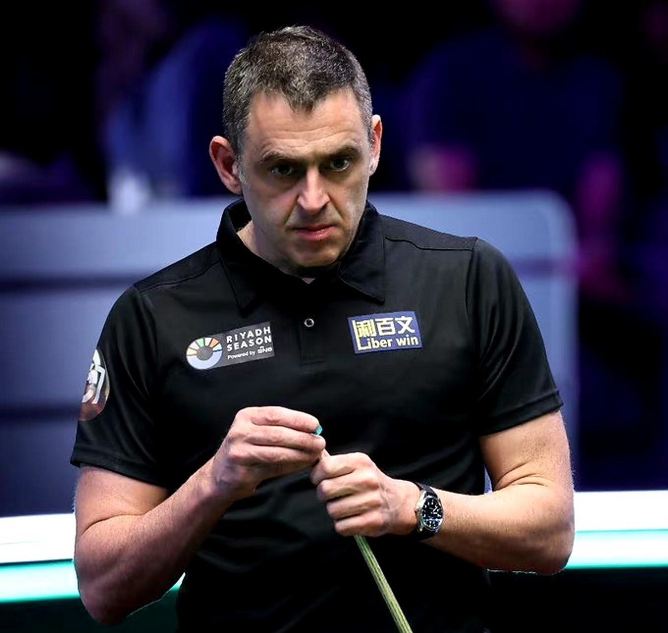 中场逼抢 中场逼抢