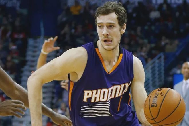 德转评出了由伤员组成的最佳11人。这阵容好强啊。