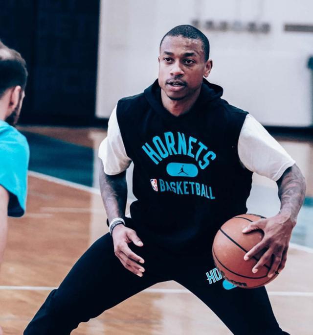 对手开始绕 对手开始绕